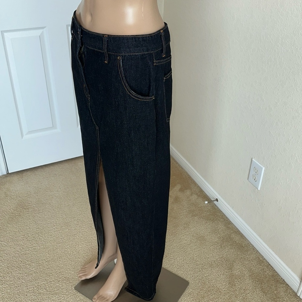 NWT Lioness Dark Blue Denim Skirt Size Small. - Picture 2 of 14